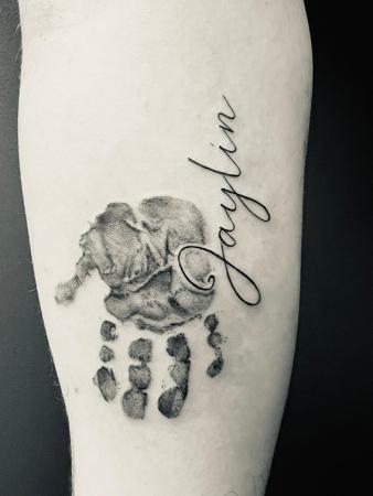 handtattoo